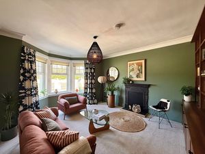 Photo 17- click for photo gallery